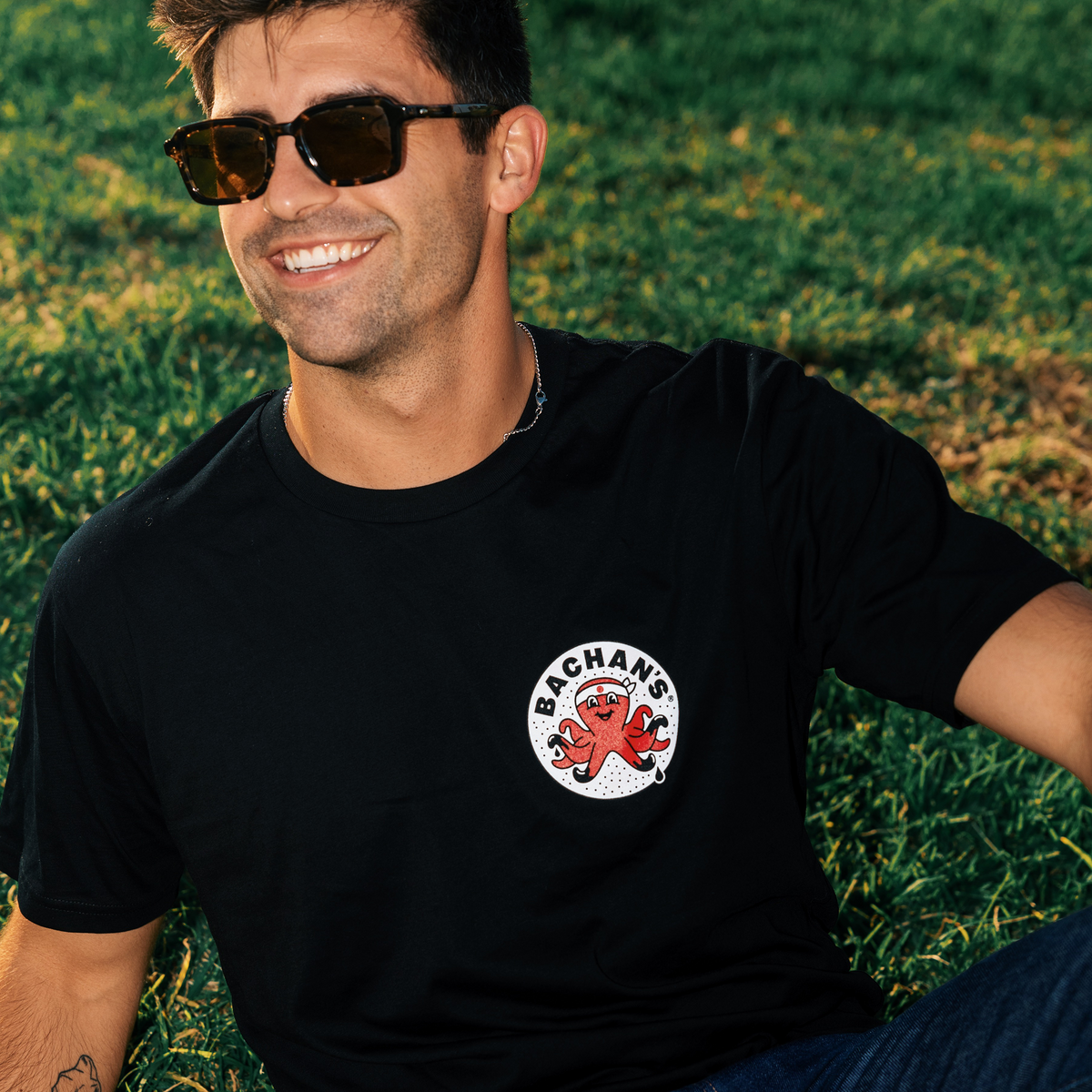 Knuckles Tee E5